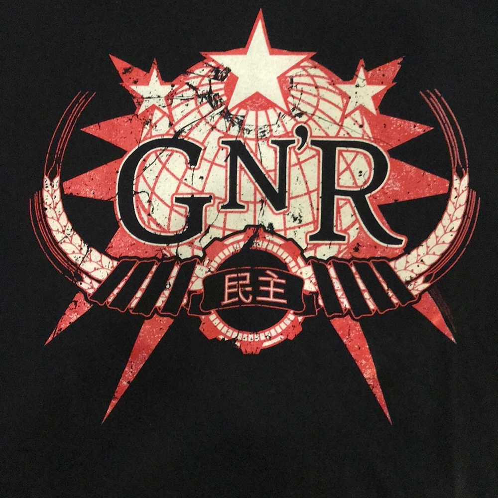 Men’s XL Guns N’ Roses Chinese Democracy t-shirt